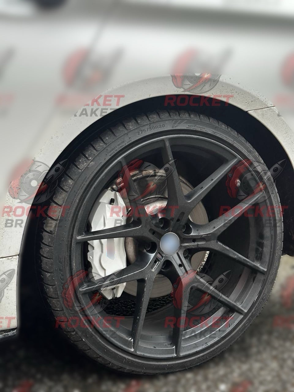 Aftermarket Brake Covers fits on BMW G30 520d — Full Metal, Custom Fit, 17 Color Options