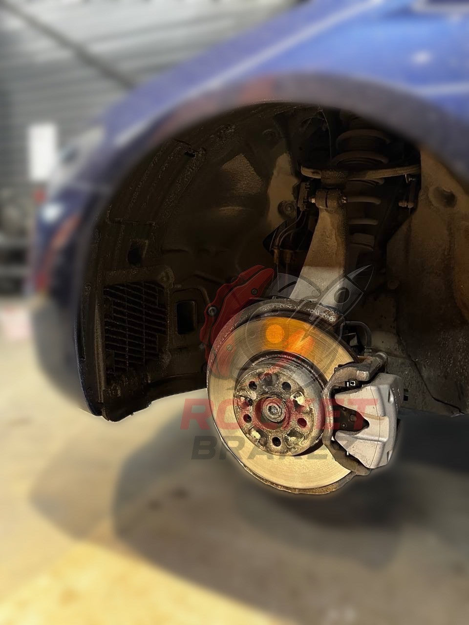 Aftermarket Brake Covers fits on BMW G30 520d — Full Metal, Custom Fit, 17 Color Options
