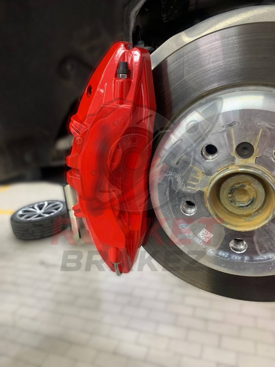 Aftermarket Brake Covers fits on BMW X4 — Full Metal, Custom Fit, 17 Color Options