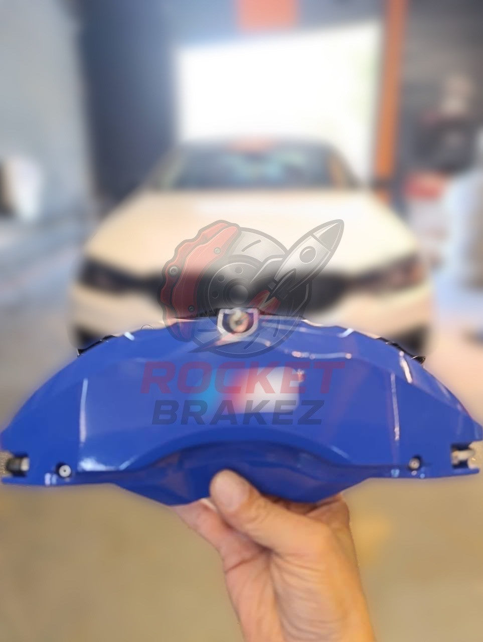 Aftermarket Brake Covers fits on BMW G30 520d — Full Metal, Custom Fit, 17 Color Options