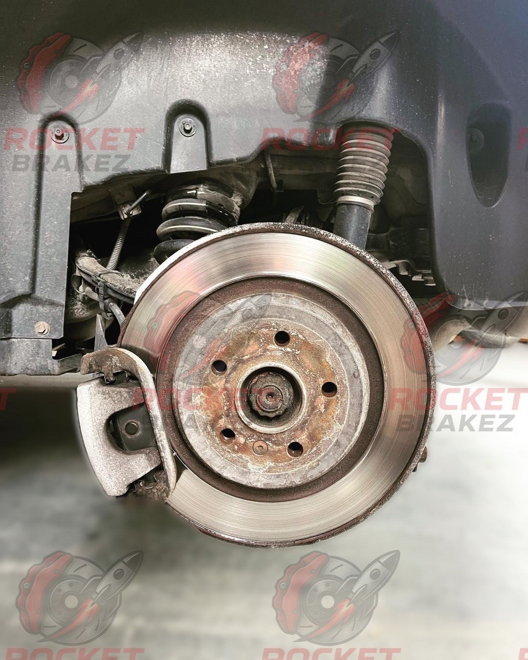 Aftermarket Brake Covers fits on Mercedes W166 ML class — Full Metal, Custom Fit, 17 Color Options