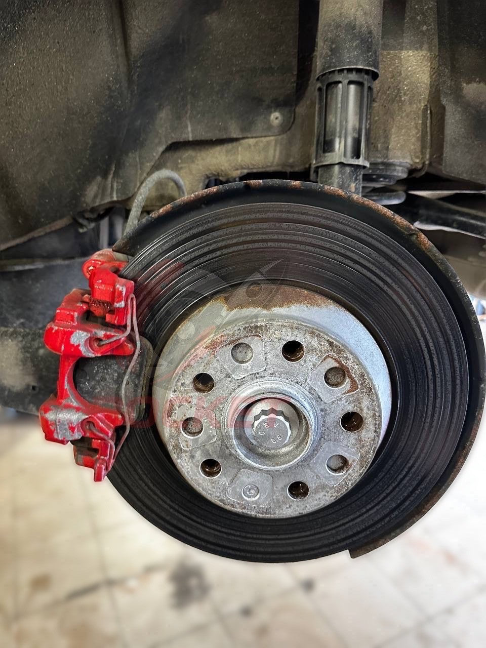 Aftermarket Brake Covers fits on Audi Q3 — Full Metal, Custom Fit, 17 Color Options
