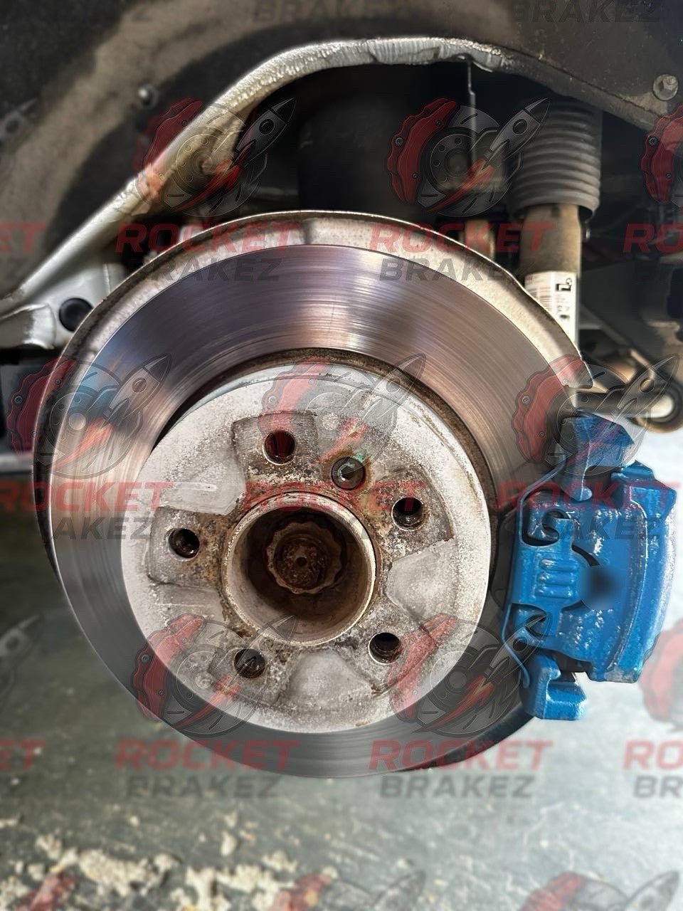 Aftermarket Brake Covers fits on Bmw F15 X5 — Full Metal, Custom Fit, 17 Color Options